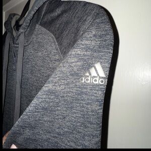 adidas ClimaWarm Womens size Large Gray Onix Fleece Backing Pullover Hoodie NWOT
